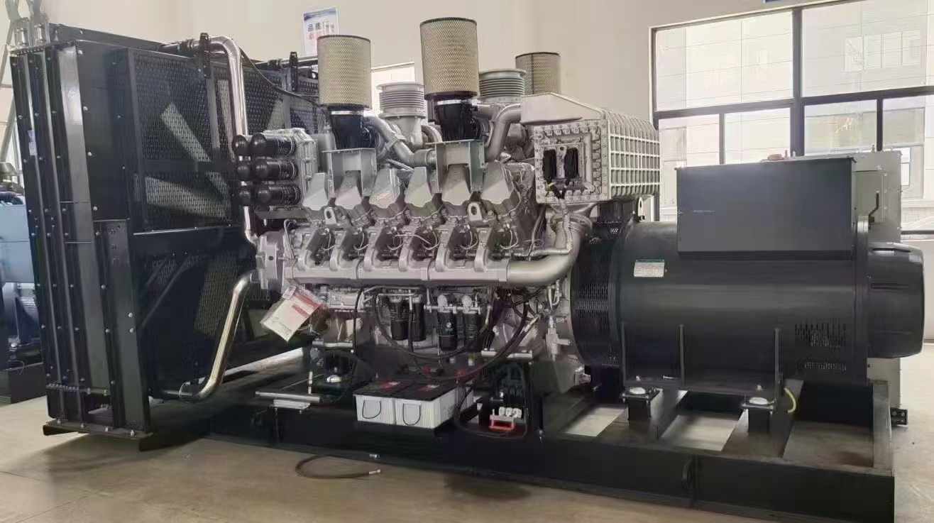 新洲800KW柴油发电机组可以带动多少kw的设备？
